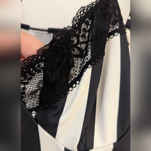 Top - Picture 6 of 7